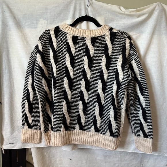 Cable Knit Sweater in Black and Cream - Picture 3 of 3